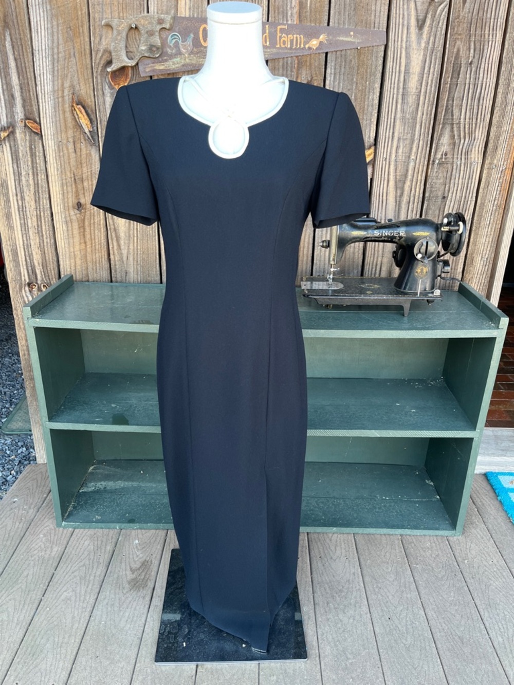 Vintage 2004 Liz Claiborne 6 maxi dress black Asian influence short sleeve 2184
